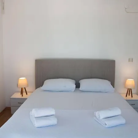 Feriehus New 2+1 Flat With Sea View In Datca Center Datça